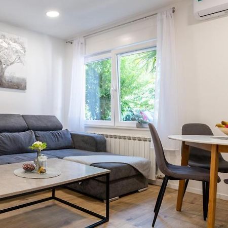 Kuca Za Odmor Palma Apartment Загреб Екстериор снимка